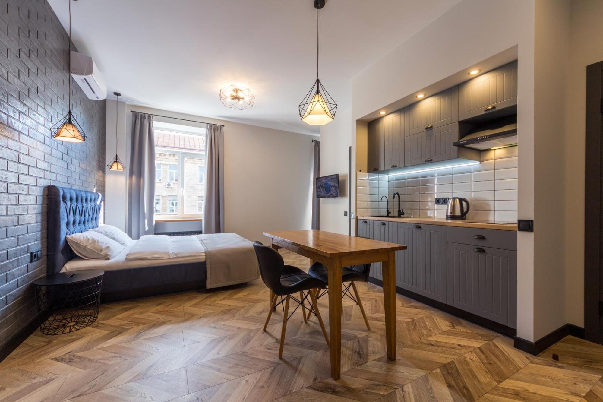 Self Check-in Maidan Area Apartment Kyiv