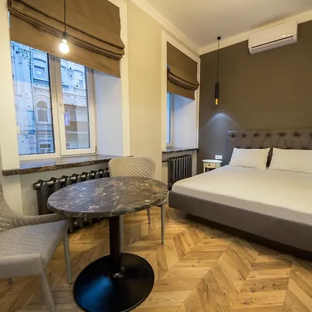 Self Check-In Apartments Maidan Area Kyiv Exterior photo