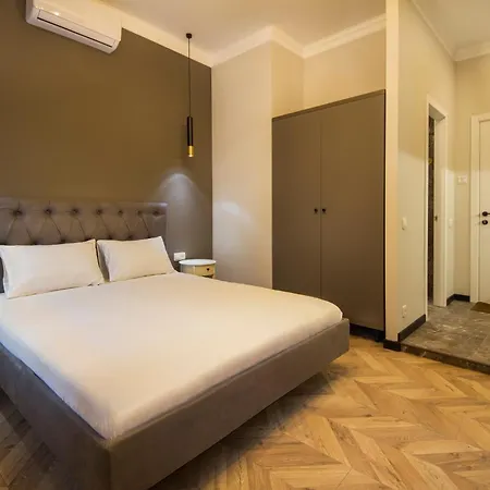 Self Check-In Apartments Maidan Area Kyiv Exterior photo