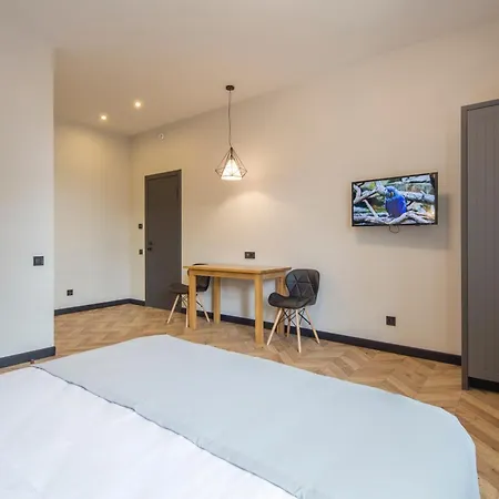 Self Check-In Apartments Maidan Area Kyiv Exterior photo