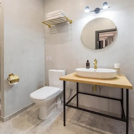 Self Check-In Apartments Maidan Area Kyiv Exterior photo