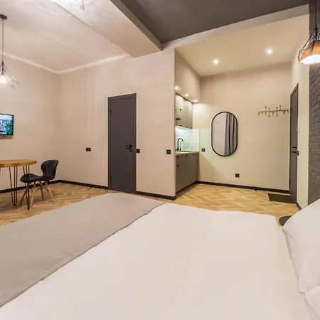 Self Check-In Apartments Maidan Area Kyiv Exterior photo