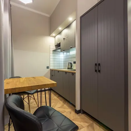 Self Check-In Apartments Maidan Area Kyiv Exterior photo