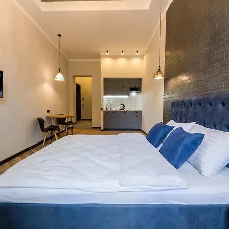 Self Check-In Apartments Maidan Area Kyiv Exterior photo