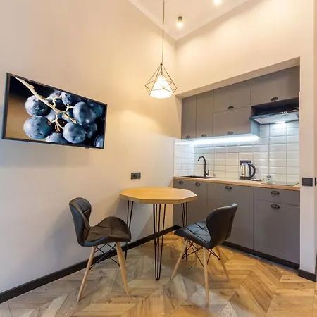 Self Check-In Apartments Maidan Area Kyiv Exterior photo