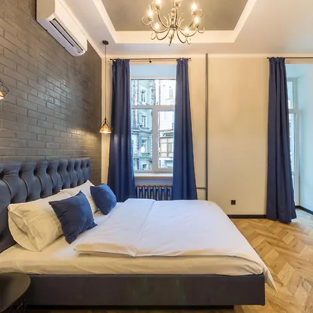 Self Check-In Apartments Maidan Area Kyiv Exterior photo