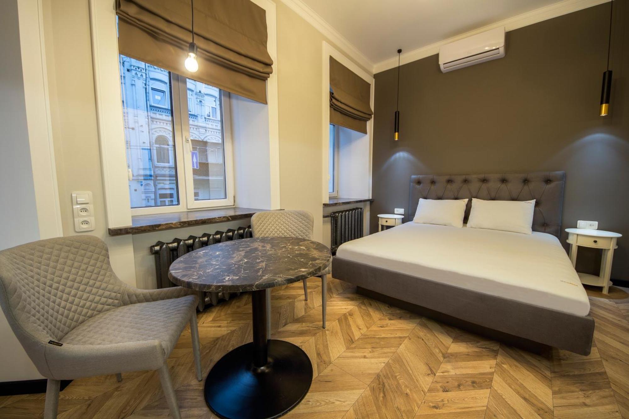 Self Check-in Maidan Area * Киев